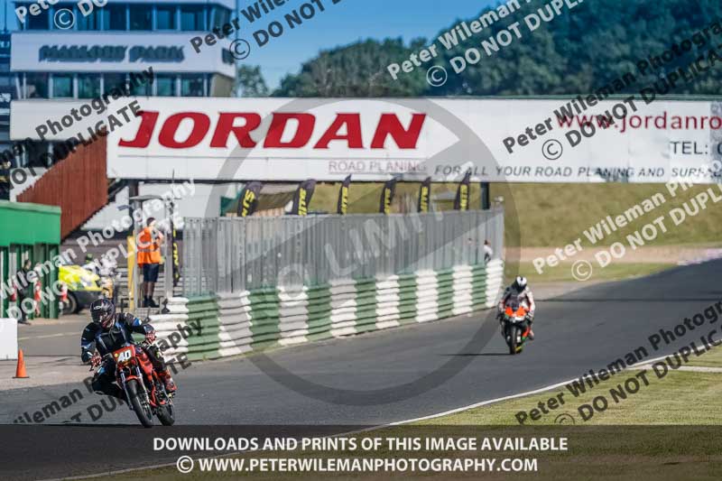 enduro digital images;event digital images;eventdigitalimages;no limits trackdays;peter wileman photography;racing digital images;snetterton;snetterton no limits trackday;snetterton photographs;snetterton trackday photographs;trackday digital images;trackday photos